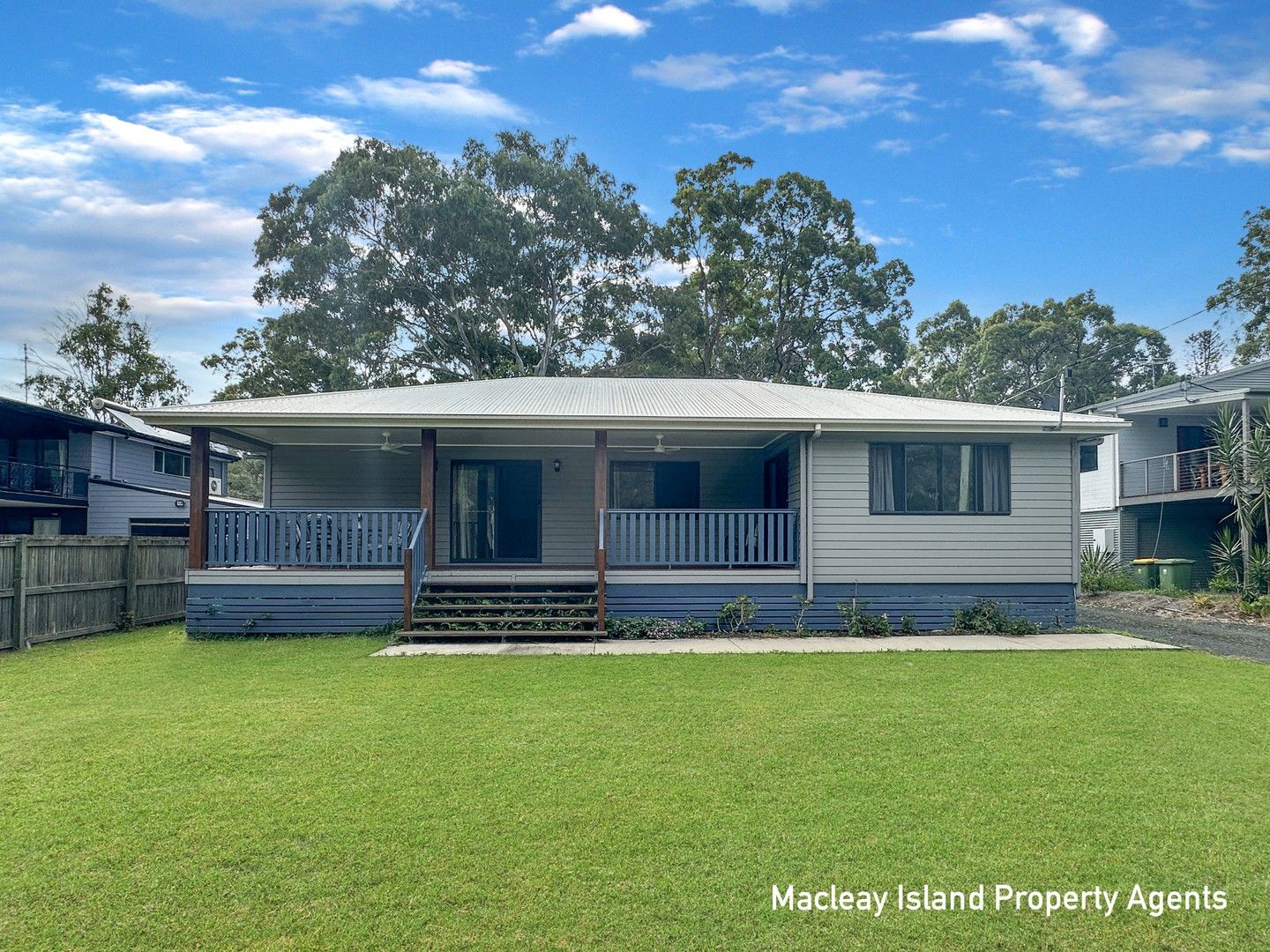 2 bedrooms House in 27 Eastern Road MACLEAY ISLAND QLD, 4184