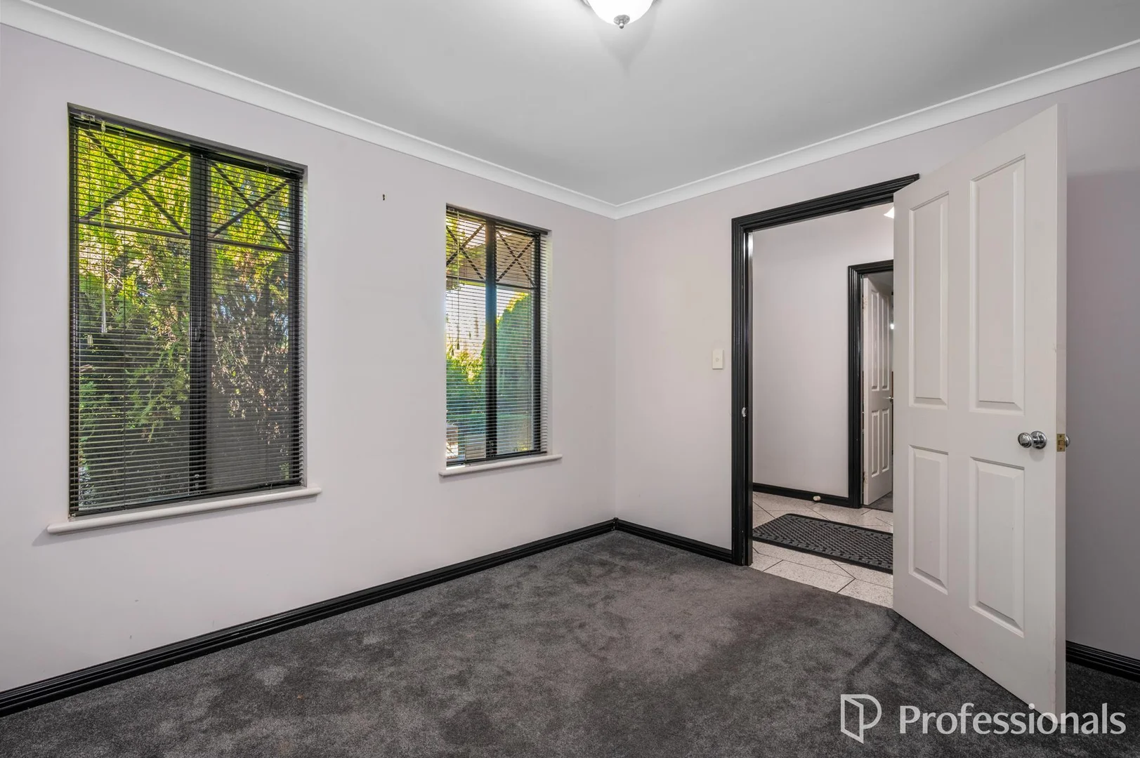 Additional image 3 of 27 Longmore Parade, Broadwood WA 6430