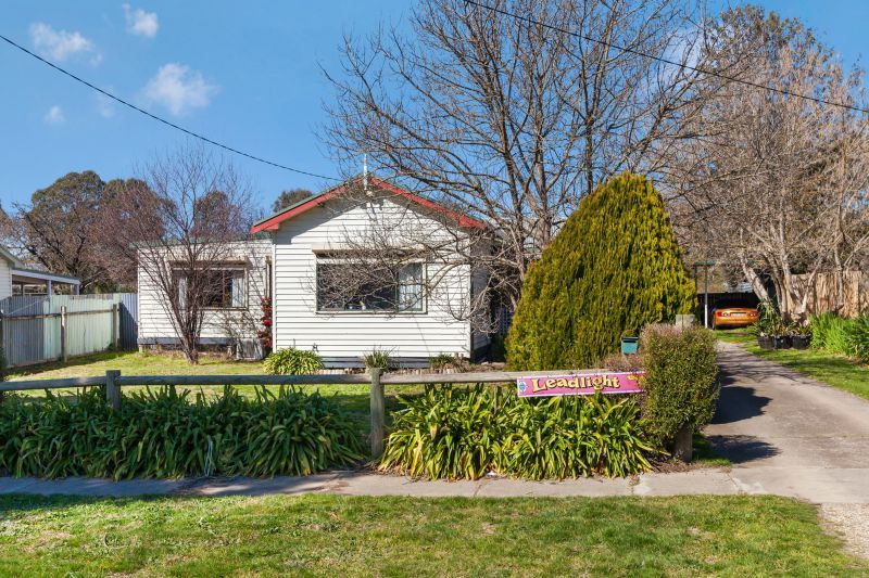 30 Sutherland Street, Broadford VIC 3658, Image 0