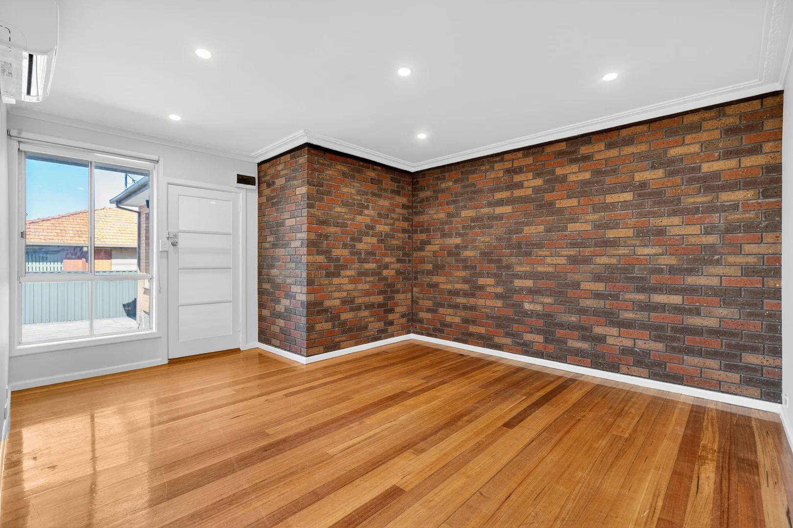 2/10 Sylvan Grove, Pascoe Vale South VIC 3044