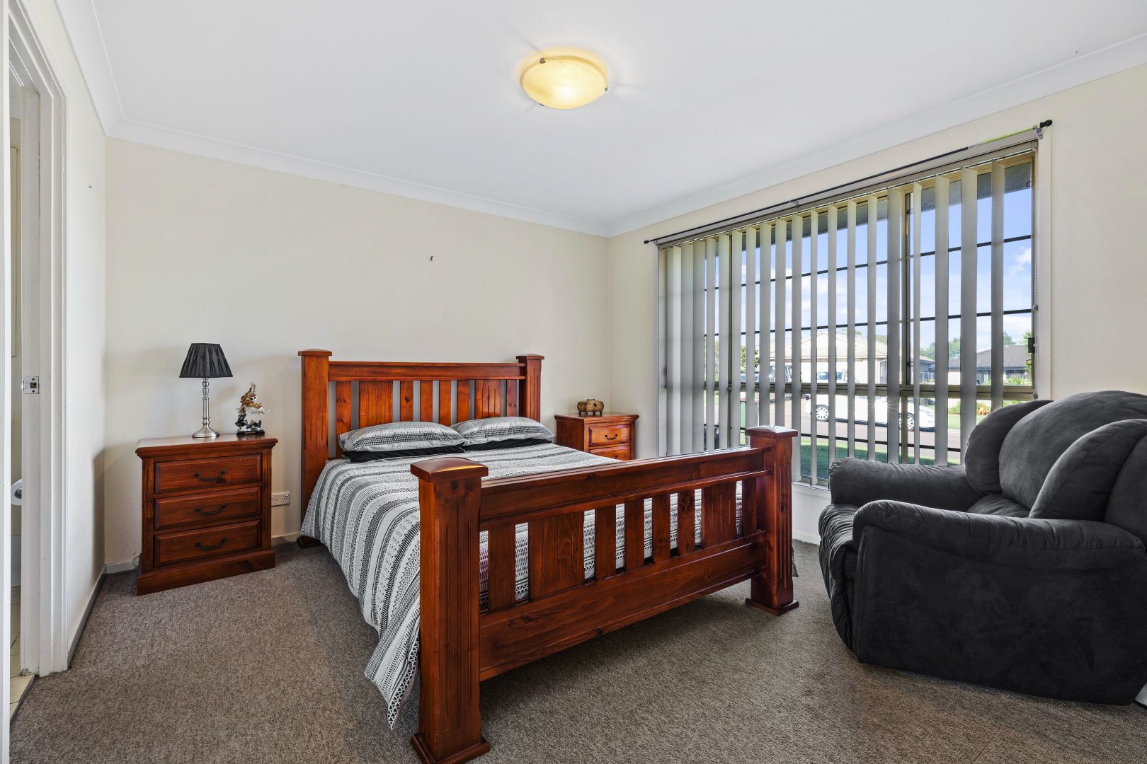 5 Hibiscus Crescent, Aberglasslyn NSW 2320, Image 1