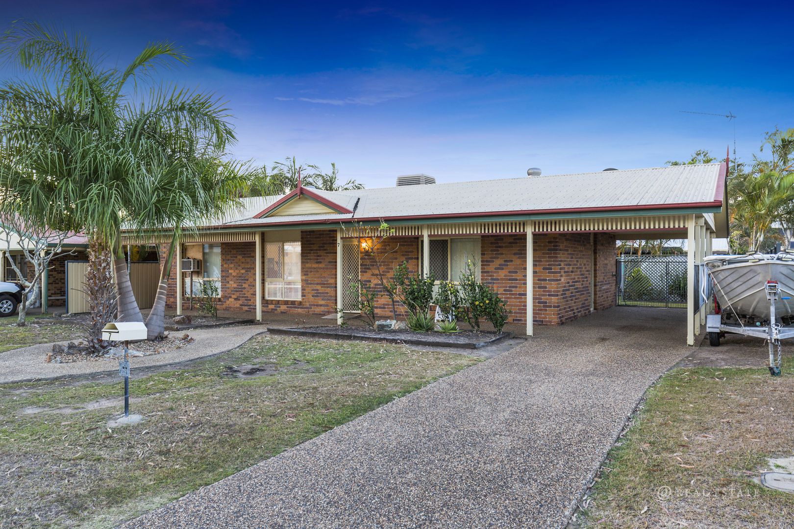 7 Ashgrove Crescent, Taranganba QLD 4703, Image 2