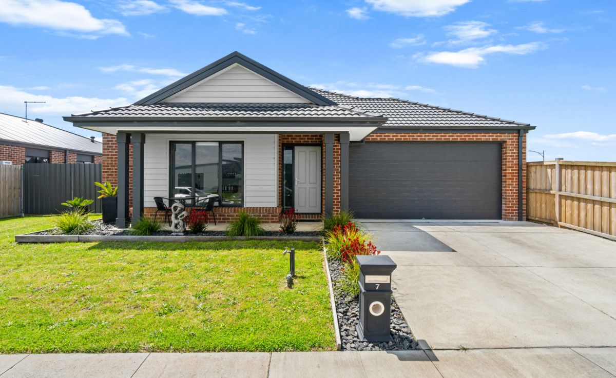 7 Cornell Way, Traralgon VIC 3844, Image 0