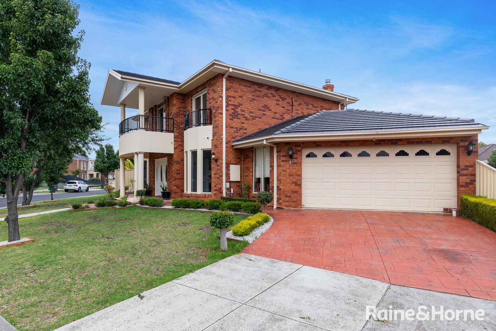 19 Daffodil Court, Gowanbrae VIC 3043, Image 2