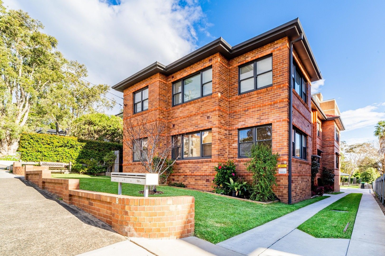 2 bedrooms Apartment / Unit / Flat in 2/8 Wood Street MANLY NSW, 2095