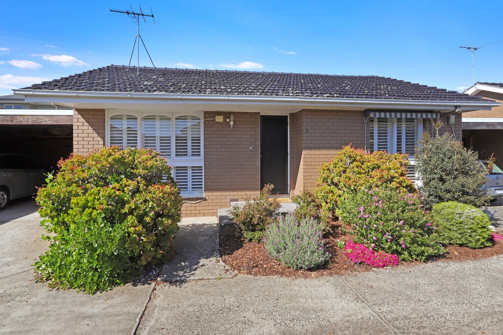 2 bedrooms Villa in 3/13 Bishop Street KINGSVILLE VIC, 3012