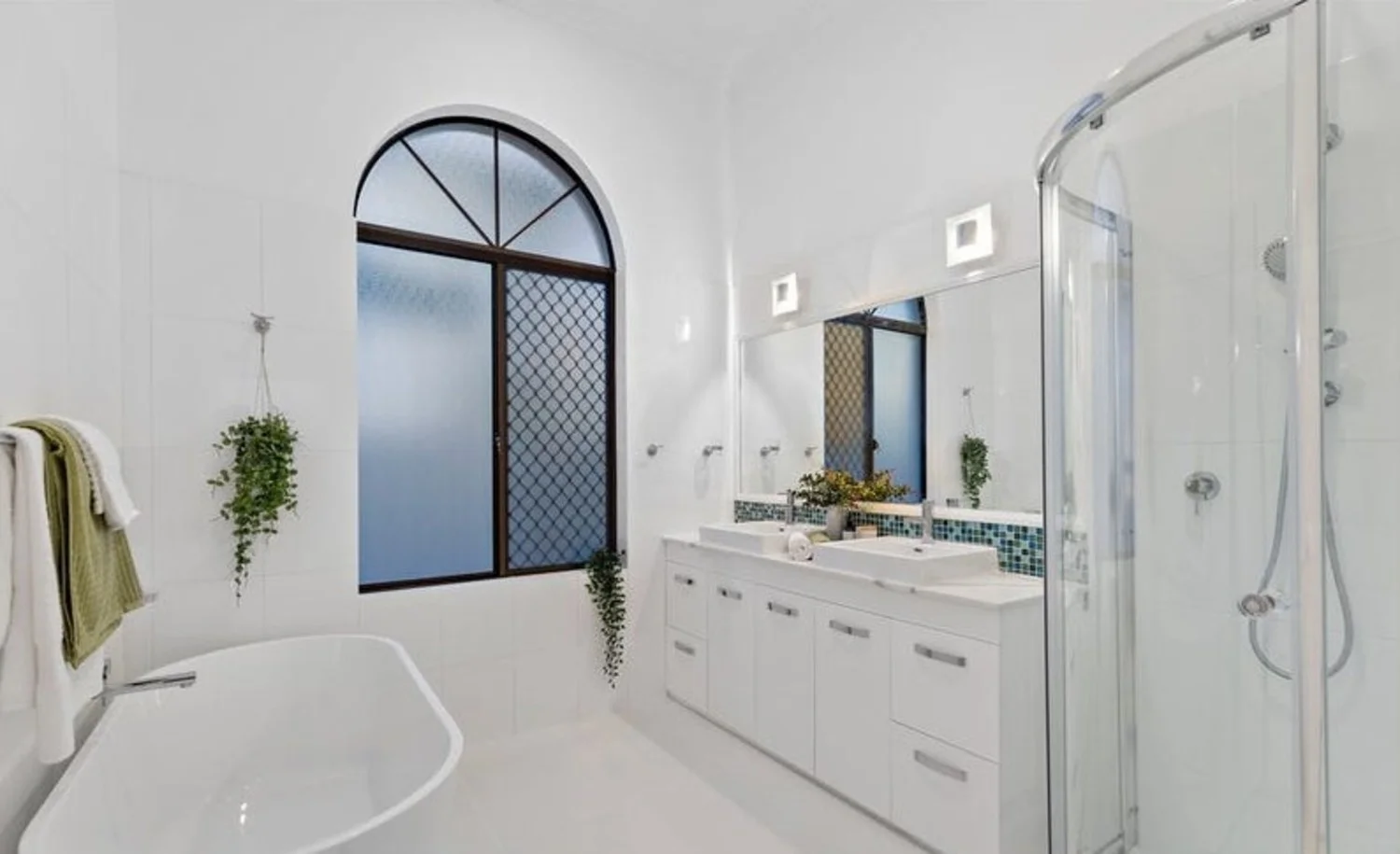 Additional image 27 of 13 CARLING Court, Raby Bay QLD 4163