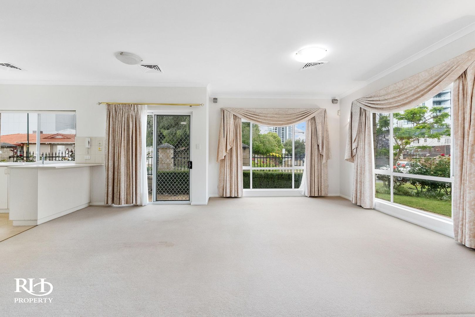 27 Ogilvie Road, Mount Pleasant WA 6153 House For Rent 550 Domain