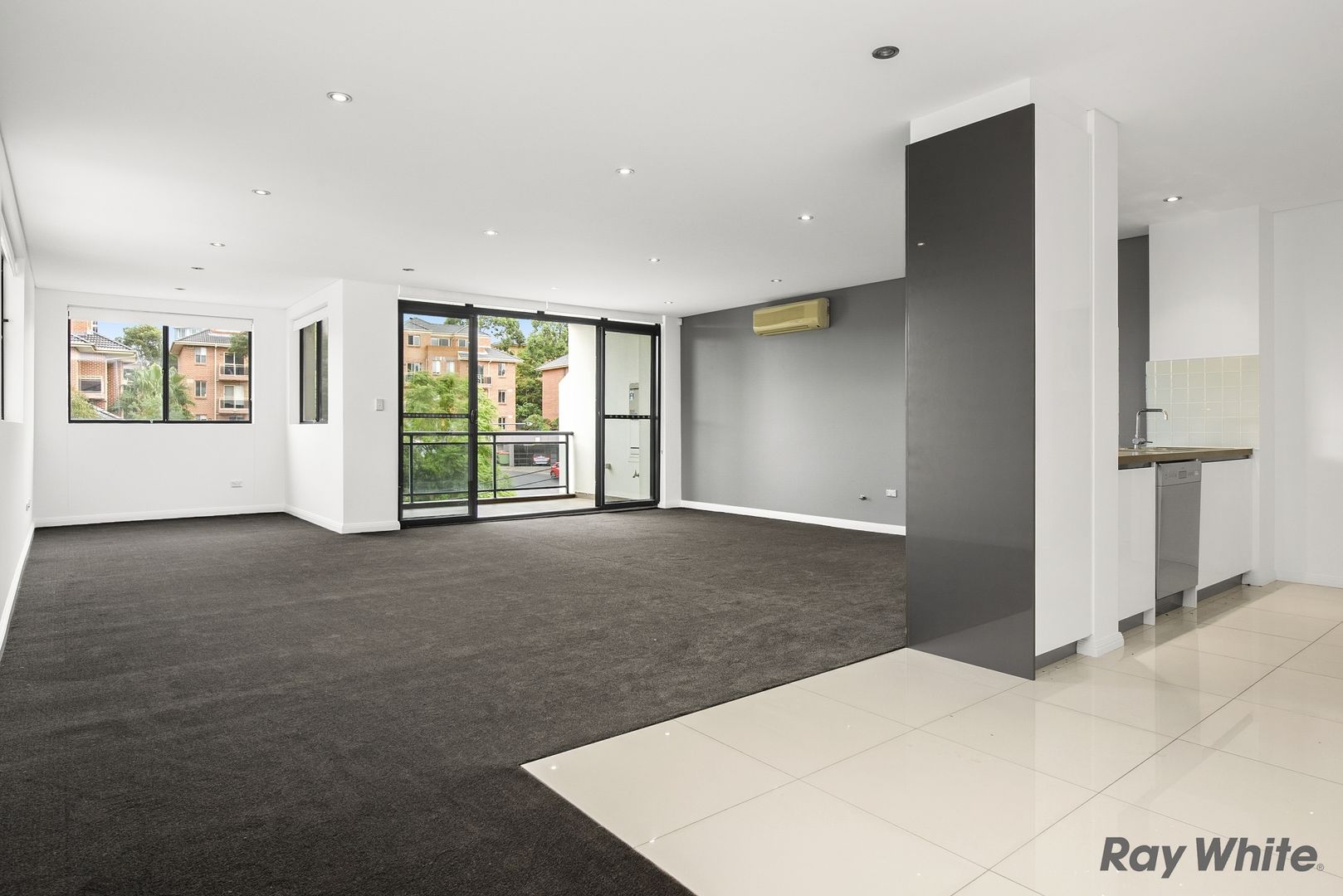 20/15 Mercer Street, Castle Hill NSW 2154 Apartment For Rent 750