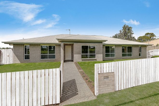 Picture of 404 Mackenzie Street, MIDDLE RIDGE QLD 4350