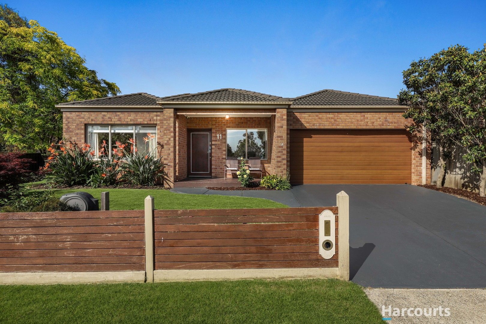 4 bedrooms House in 11 Charles Sturt Place PAKENHAM VIC, 3810