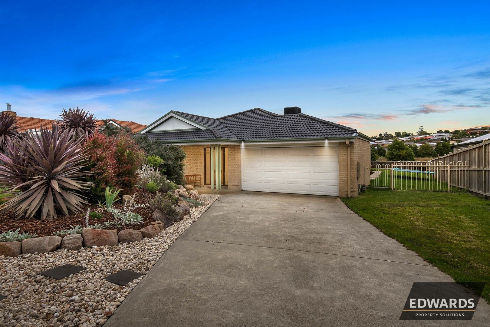 45 Empire Avenue, Drouin VIC 3818, Image 0