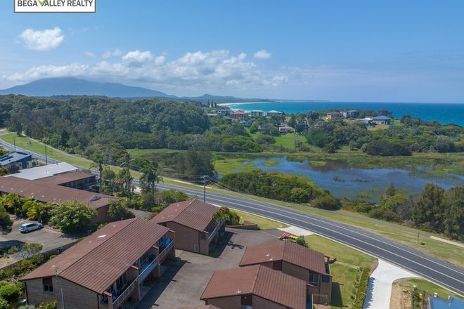 Picture of 2/44 Wallaga Lake Road, BERMAGUI NSW 2546