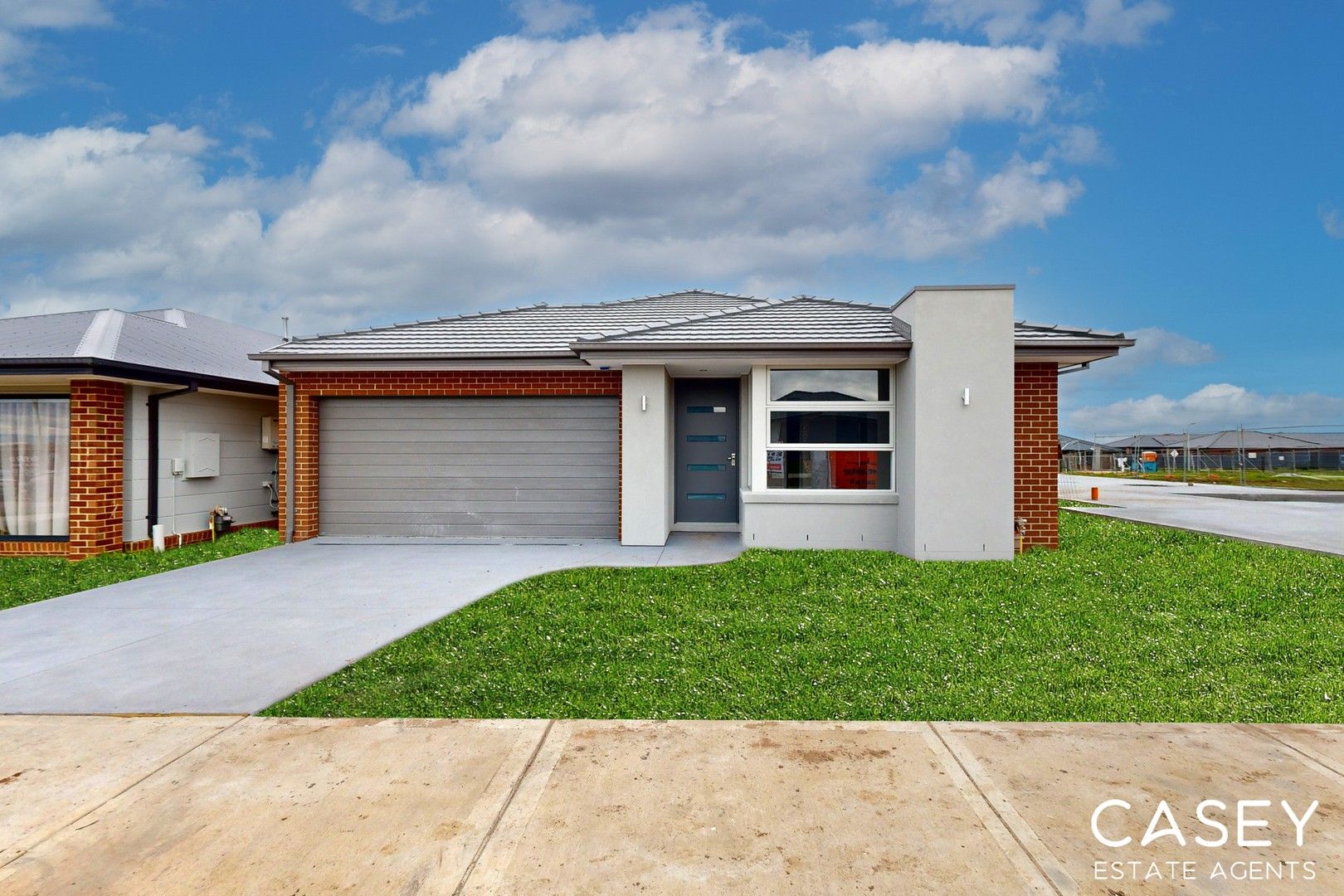 35 Heart Loop, Clyde North VIC 3978, Image 0