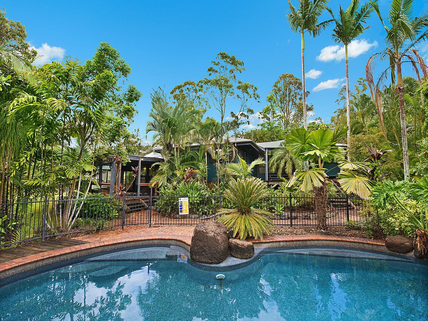 1 Forest Oak Court, Tanawha QLD 4556, Image 2