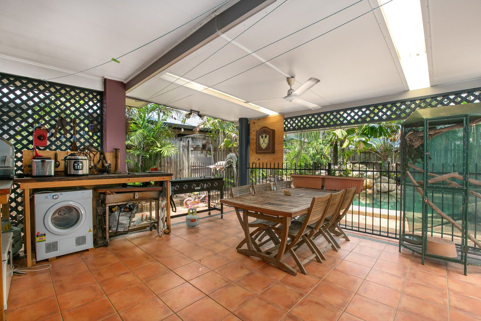 8 Burranong Street, Kewarra Beach QLD 4879, Image 2