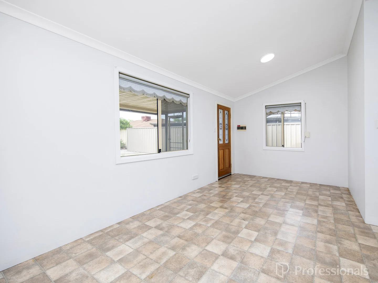 Additional image 2 of A/130 Kingfisher Avenue, Ballajura WA 6066