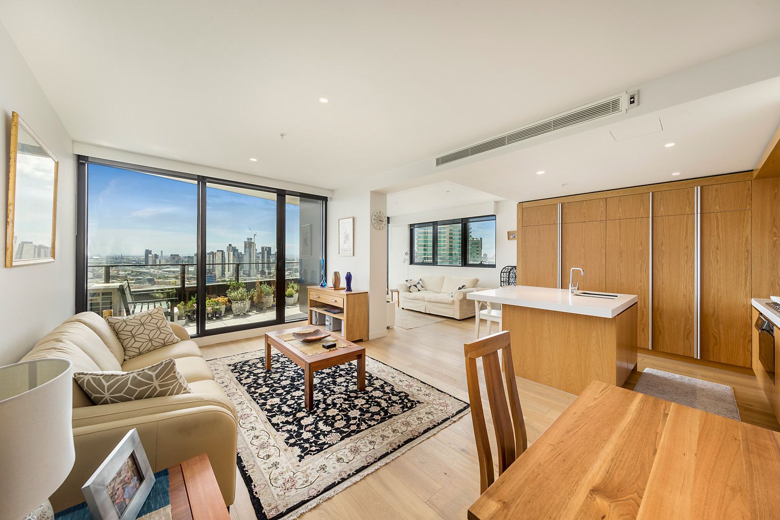 2805/50 Albert Road, South Melbourne VIC 3205, Image 2