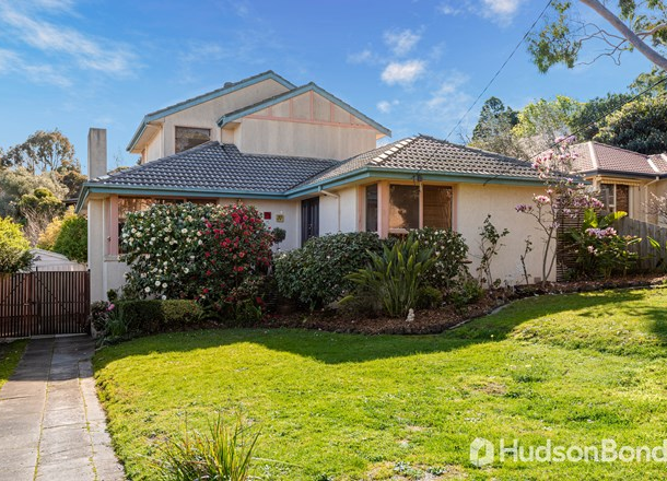 9 Grange Park Avenue, Doncaster VIC 3108