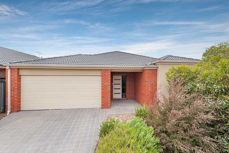 110 Huntington Drive, Craigieburn VIC 3064, Image 0