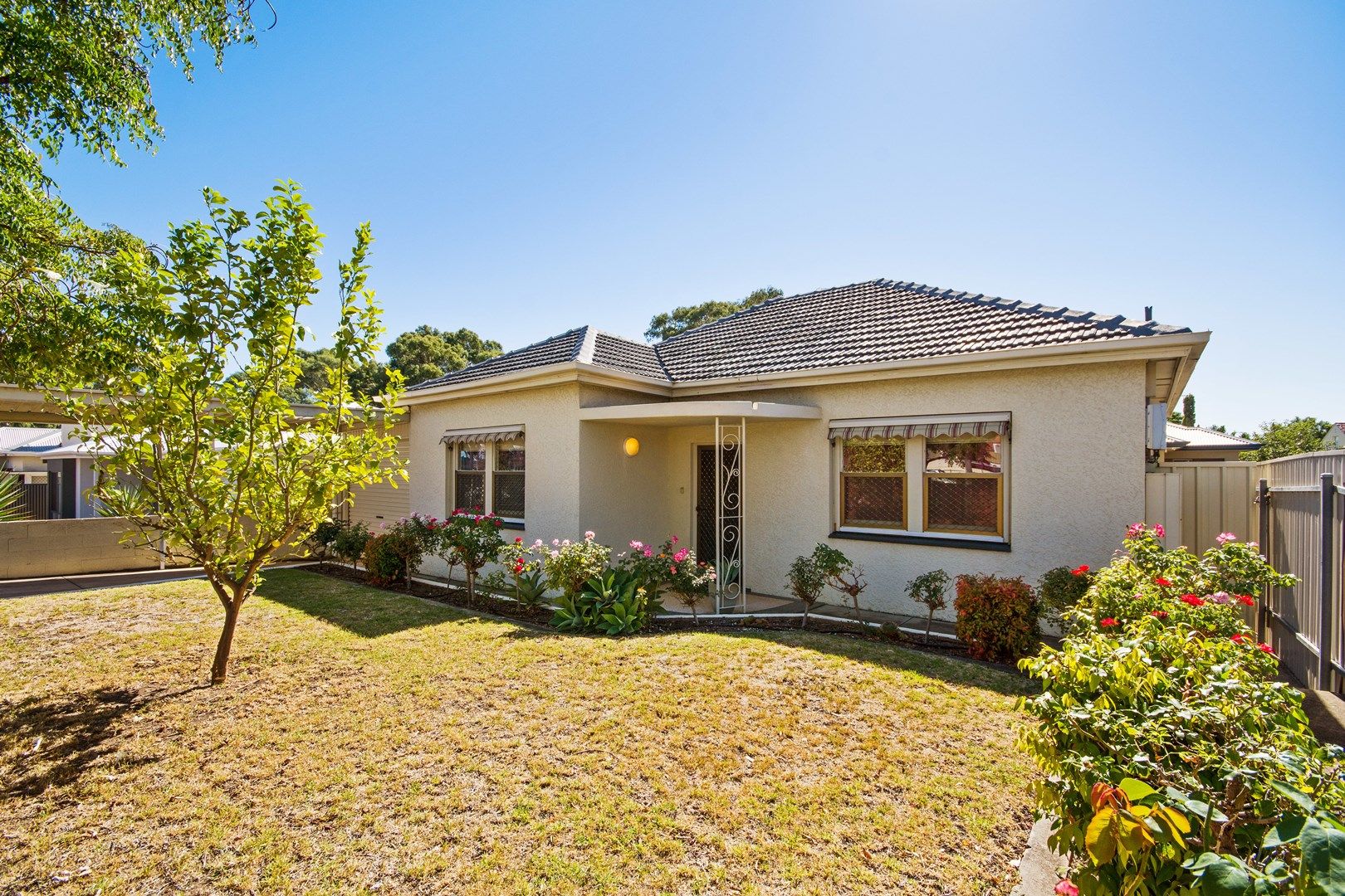 7 Piccadilly Cres, Campbelltown SA 5074, Image 0