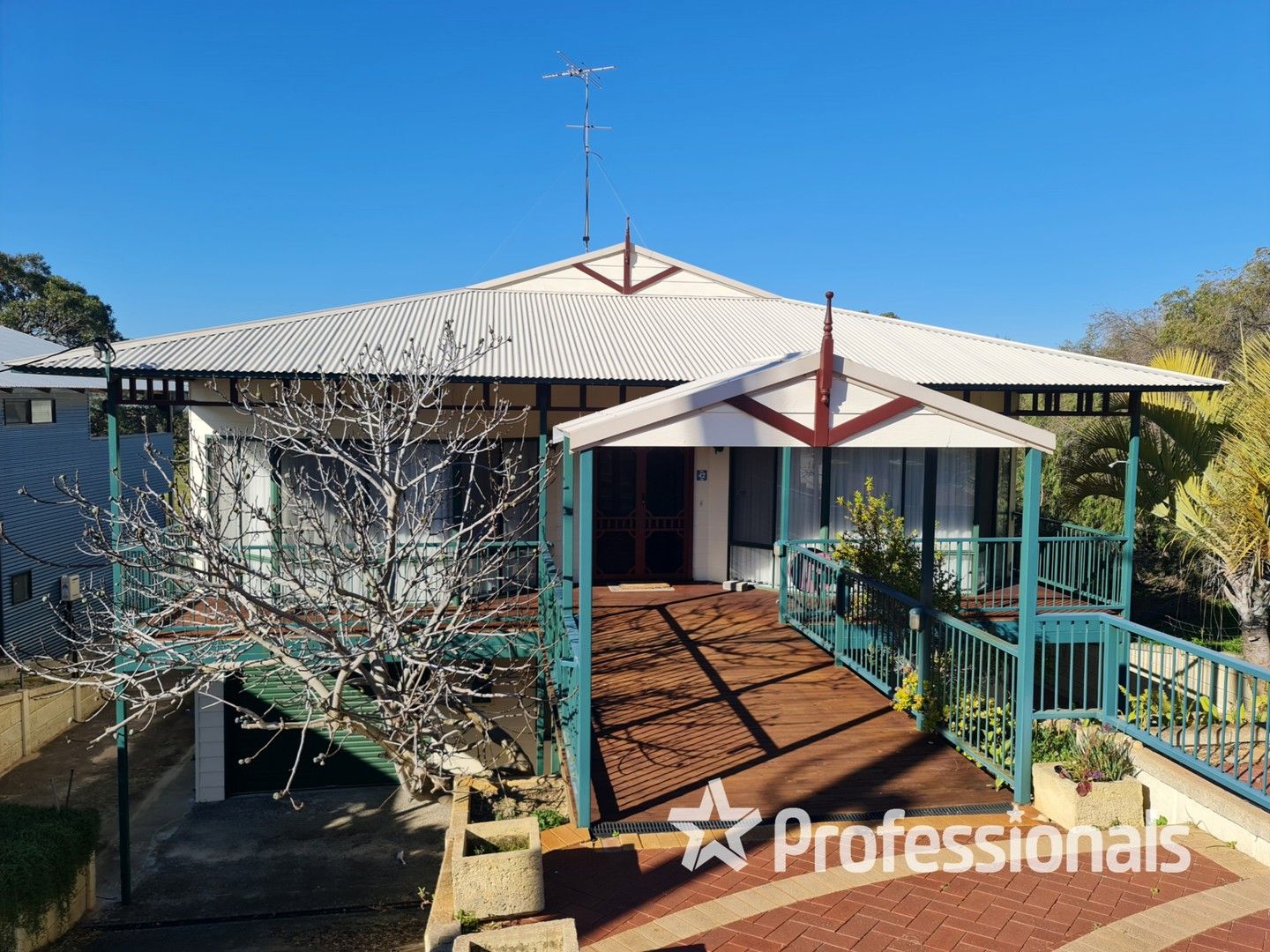 42 Lakeside Terrace, Preston Beach WA 6215, Image 0