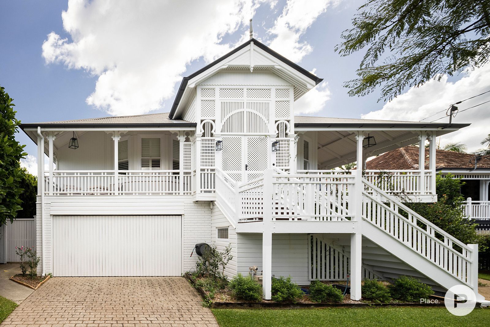 6 bedrooms House in 48 Charlton Street ASCOT QLD, 4007