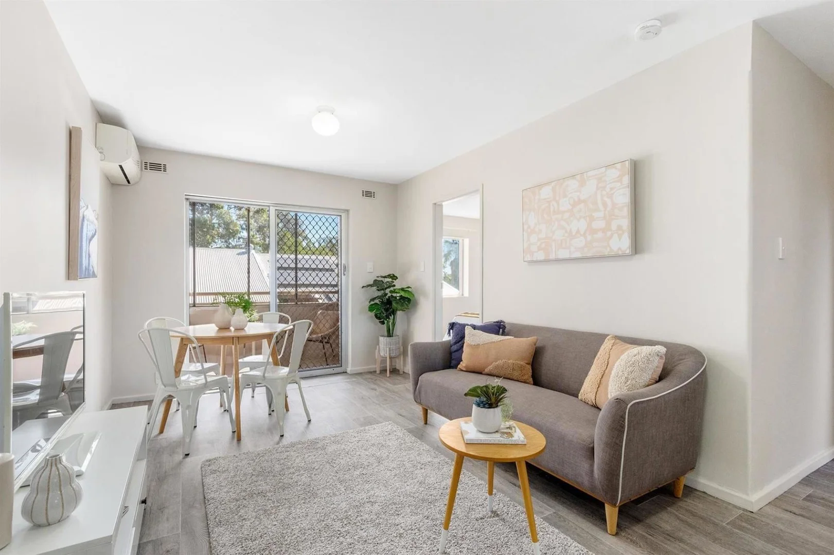 9/6 York Street, Inglewood WA 6052