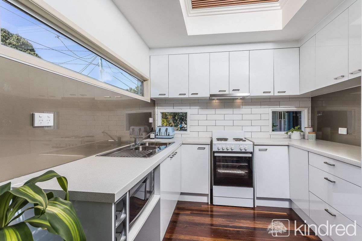 65 Mclennan Street, Woody Point QLD 4019, Image 1