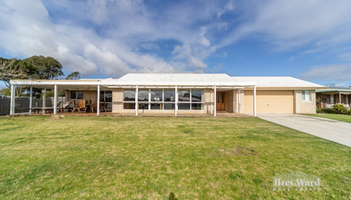 Picture of 18 Lake Shore Drive, NEWLANDS ARM VIC 3875
