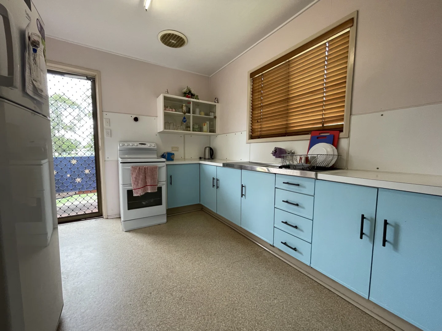 Additional image 2 of 89 Beardmore Crescent, Dysart QLD 4745