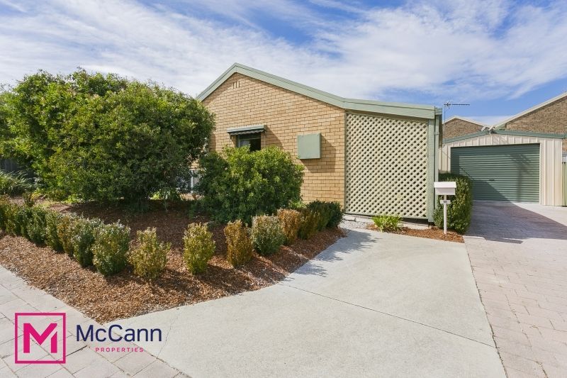 46 Bussau Close, Wanniassa ACT 2903, Image 2