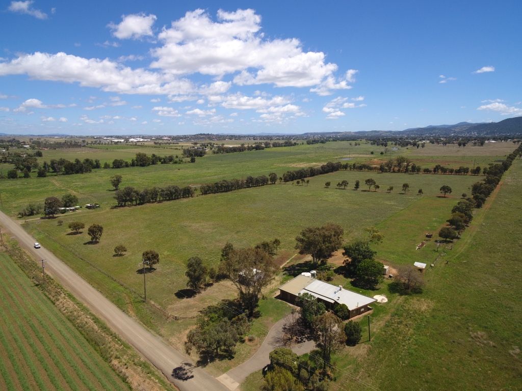 "Rossfield", 605 Burgmanns Lane, Tamworth NSW 2340, Image 2