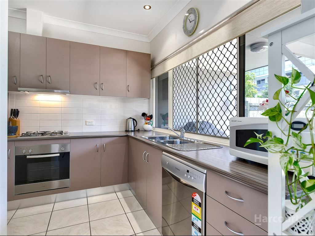 7/9 Rowell Street, Zillmere QLD 4034, Image 1