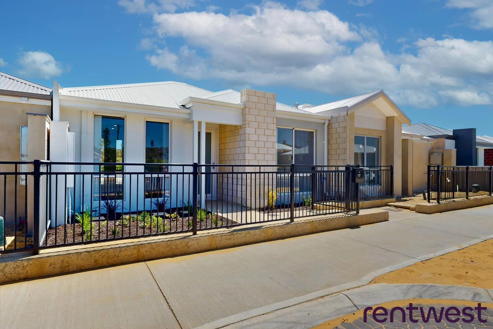 Additional image 2 of 17 Paradoxa Rd, Hammond Park WA 6164