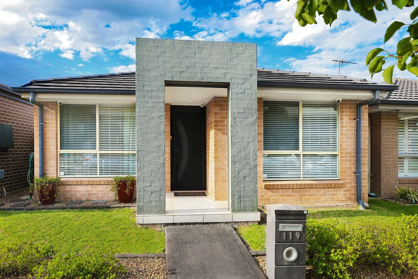 119 Glenmore Ridge Drive, Glenmore Park NSW 2745