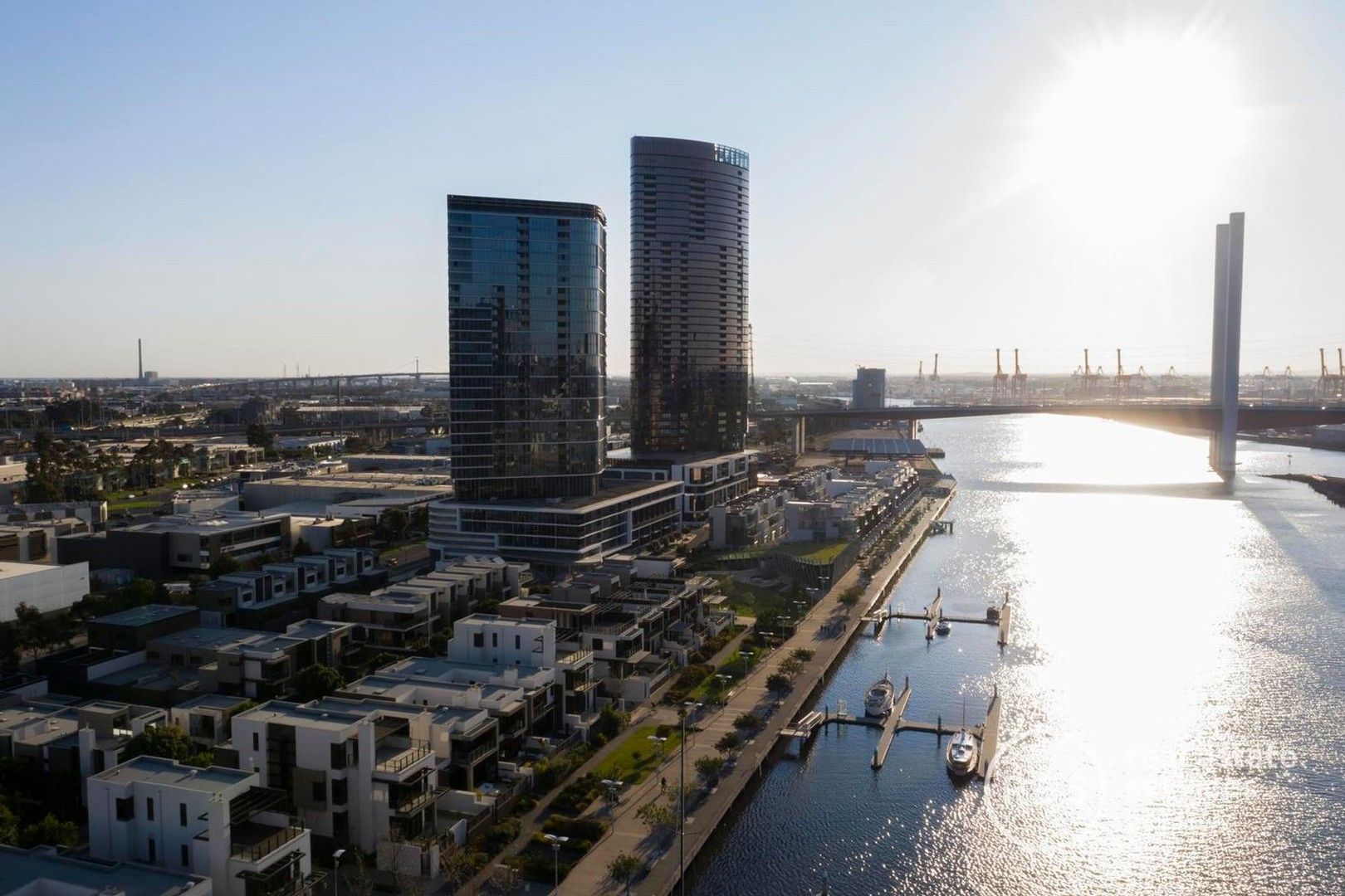 1 bedrooms Apartment / Unit / Flat in 1807/81 South Wharf Drive DOCKLANDS VIC, 3008