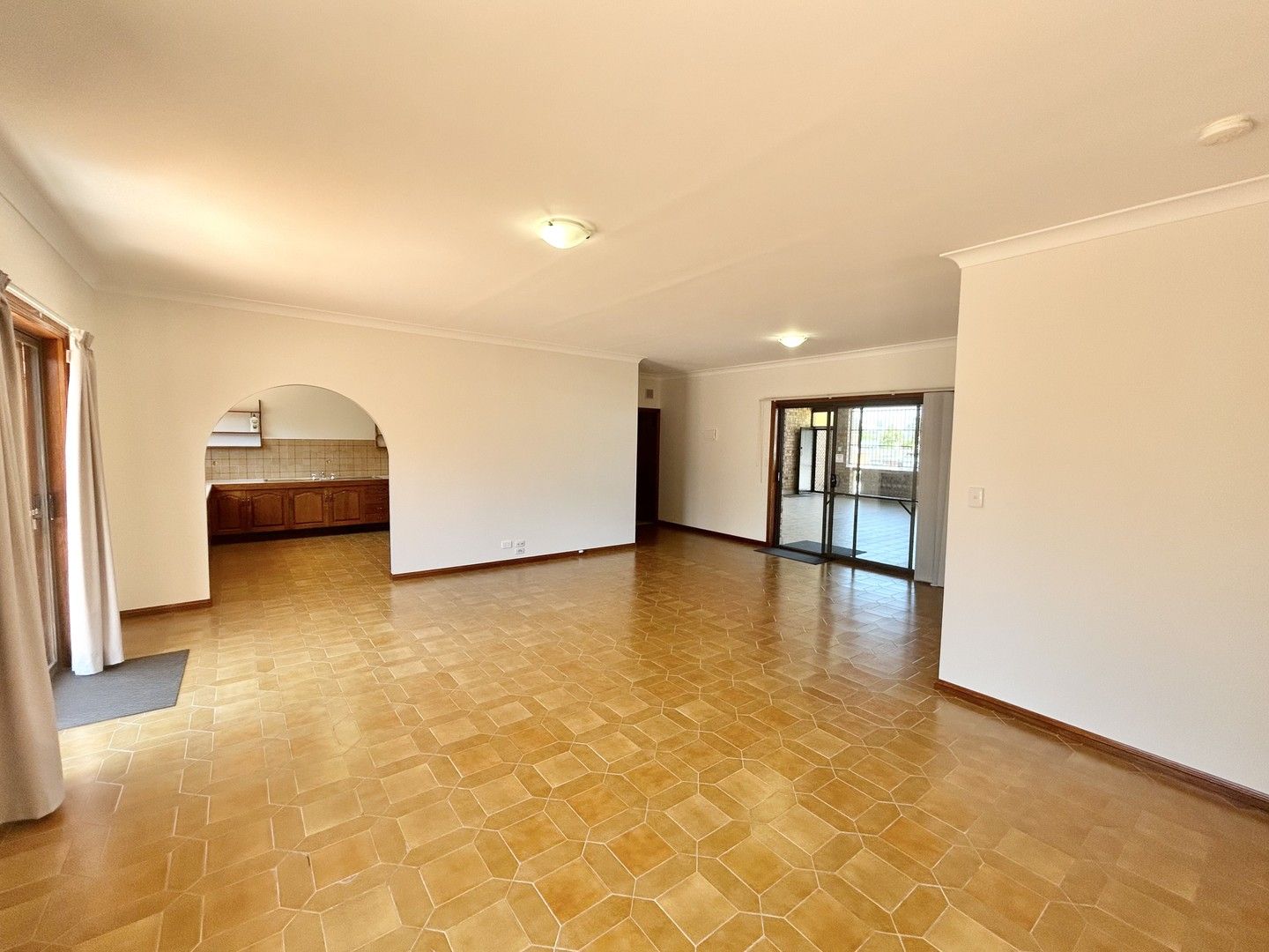 1/64 Tenth Avenue, Budgewoi NSW 2262, Image 0