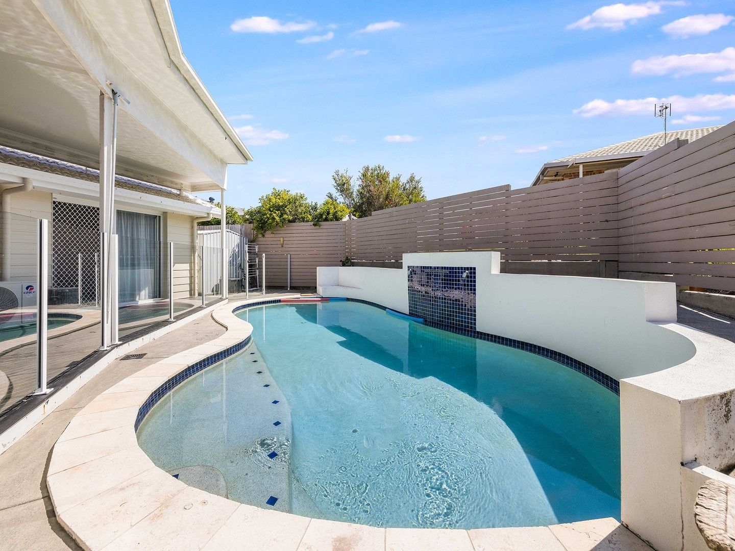 4 bedrooms House in 46 Sanderling Street AROONA QLD, 4551