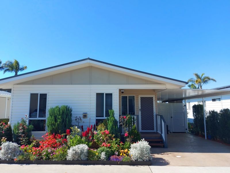 2 bedrooms House in 3 Lincoln Road PORT MACQUARIE NSW, 2444