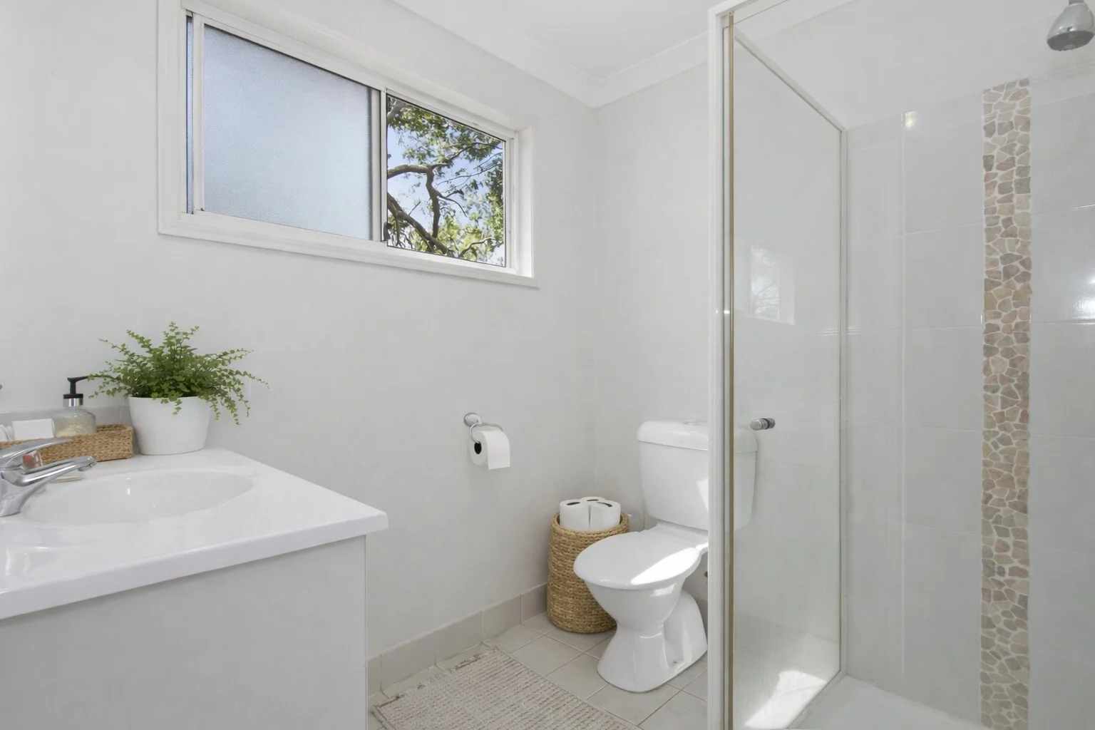 Additional image 5 of 22 Allambie Street, Macleay Island QLD 4184