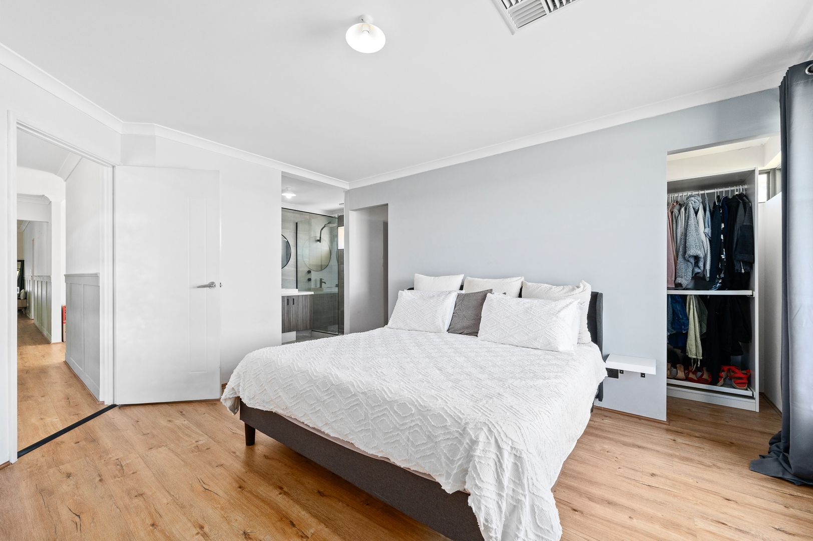 4 Putter St, Yanchep WA 6035 Domain