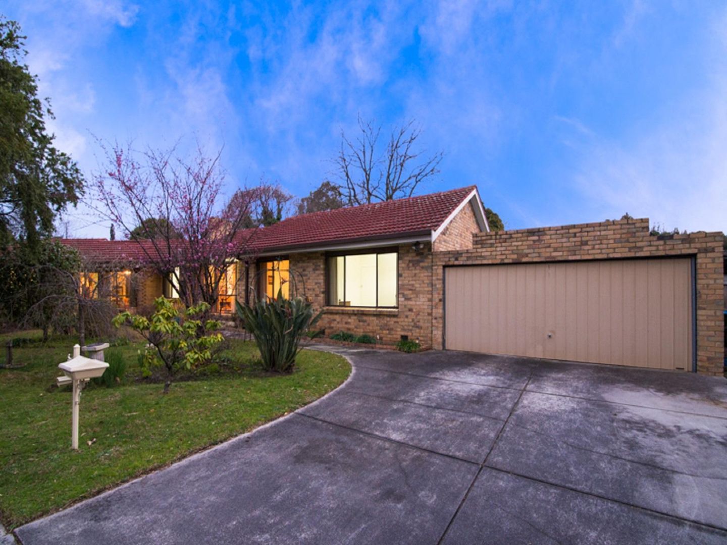 2 Allaware Avenue, Croydon VIC 3136