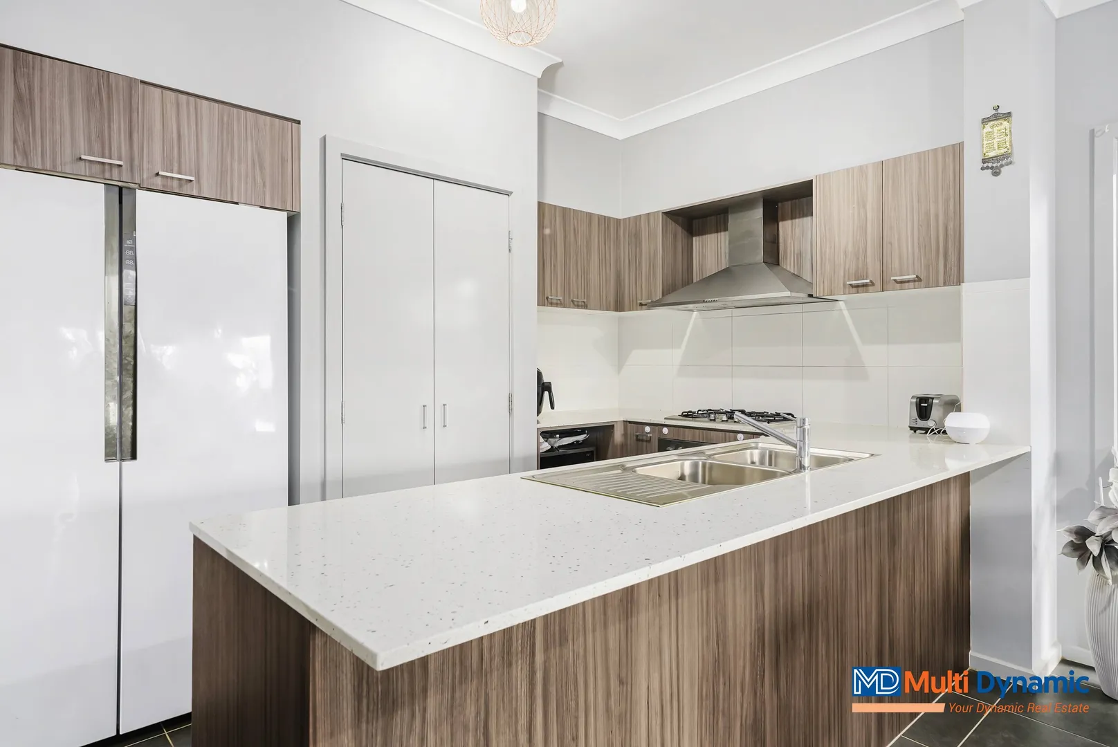 House in Sydney, Austral - View 2