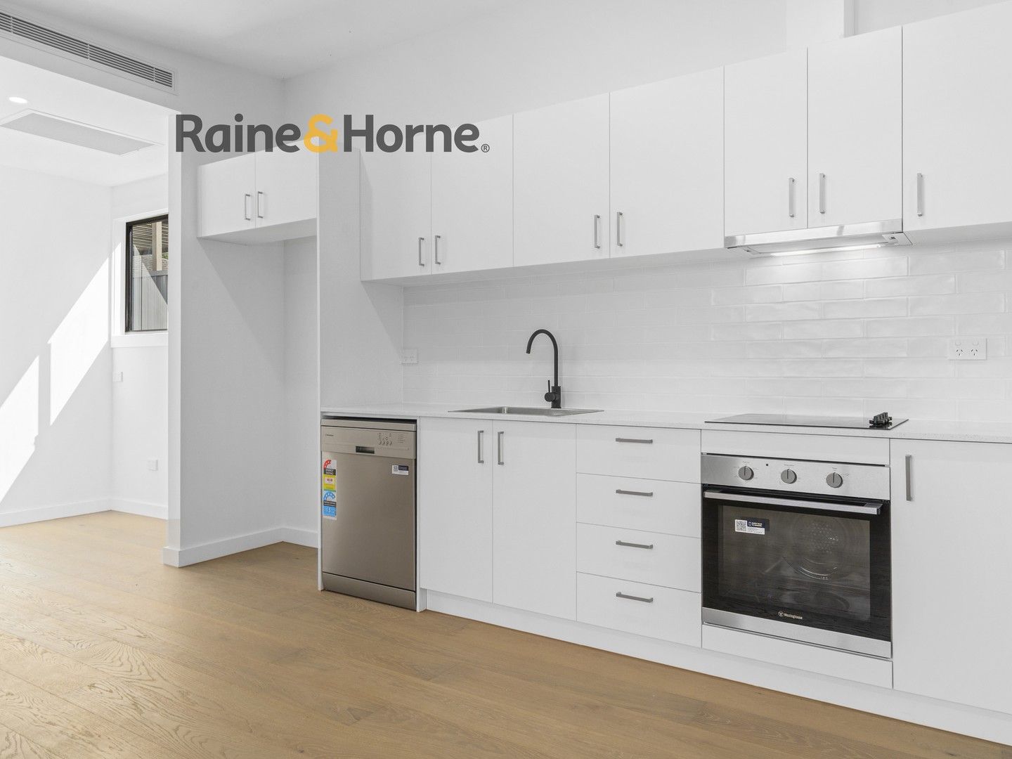2 bedrooms House in 115A Gabo Crescent SADLEIR NSW, 2168