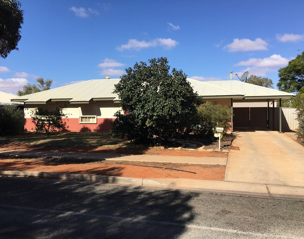 106 Stuart Road, Roxby Downs SA 5725