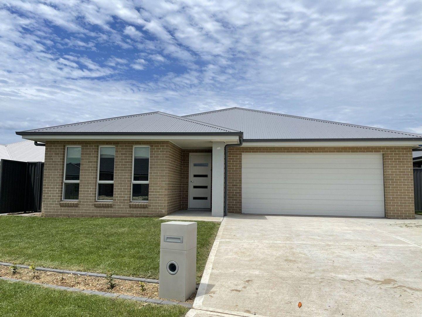 4 bedrooms House in 1/6 Harmony Close BELLBIRD NSW, 2325