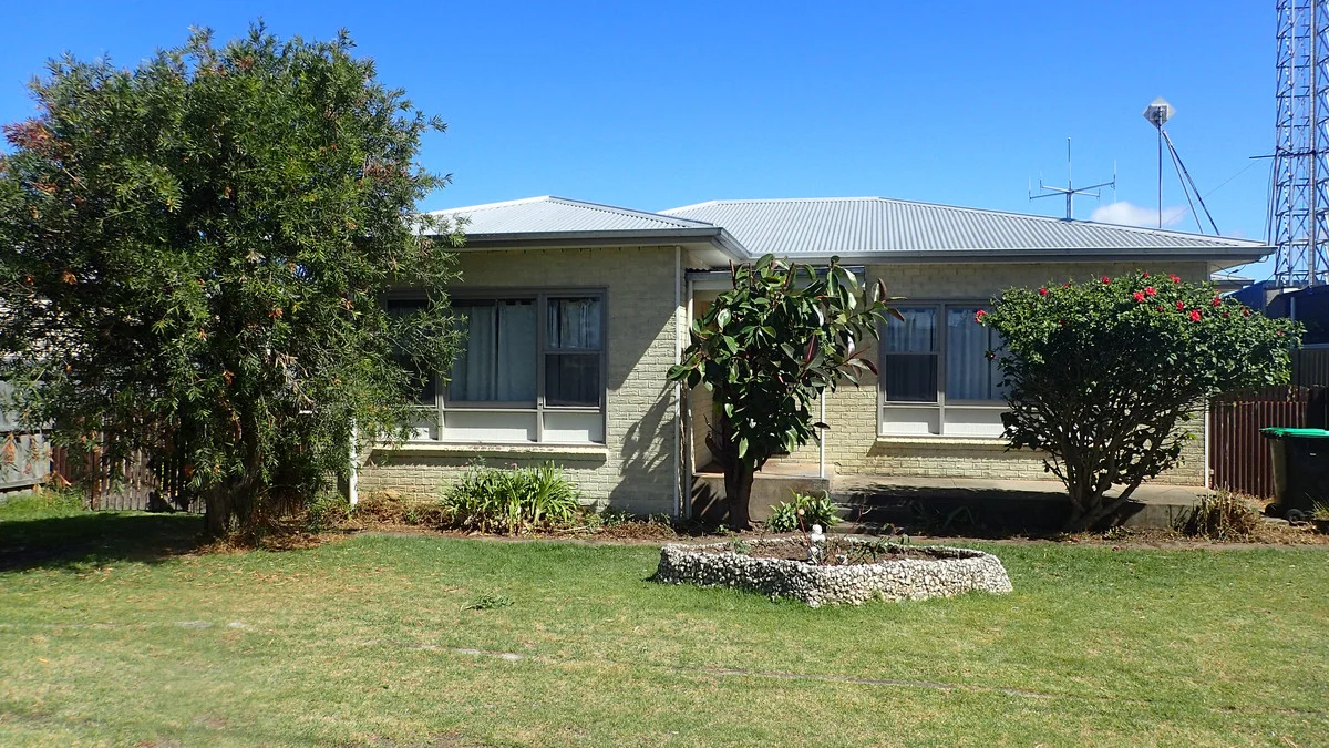 114 Princes Highway, Port Fairy VIC 3284