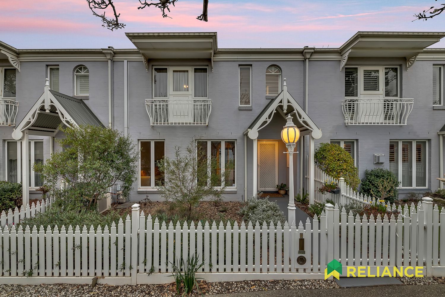 3 bedrooms House in 6 Lauriston Walk SUNBURY VIC, 3429