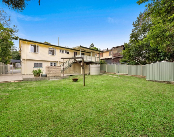 4 Virae Street, The Gap QLD 4061